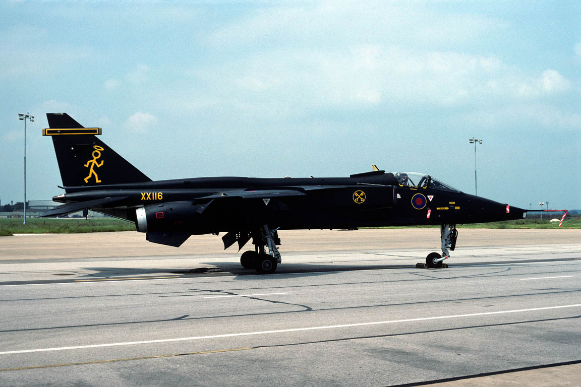 CSL07014 Jaguar GR3A XX116