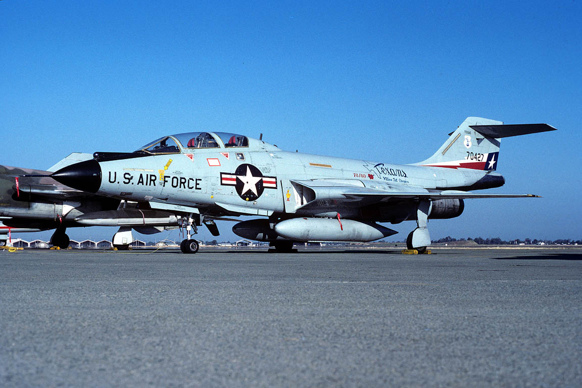 CSL07036 F-101B VOODOO 57-0427