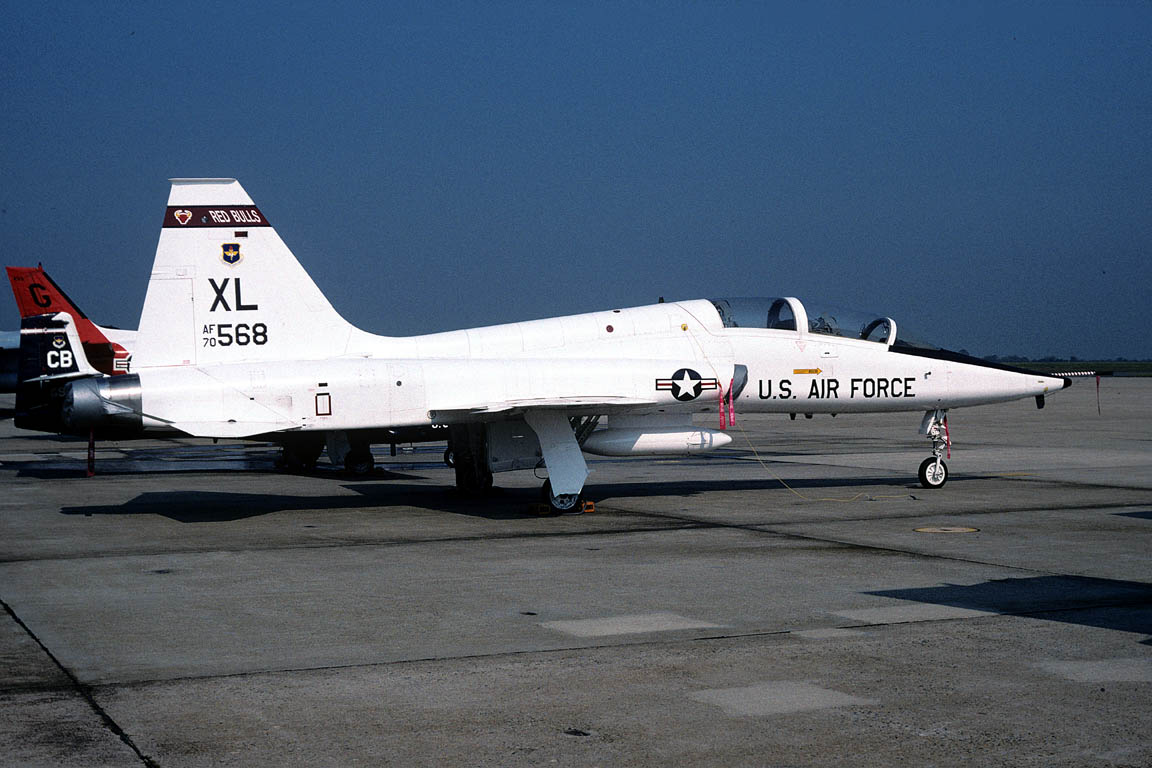 CSL07125 T-38A TALON 70-1568/XL