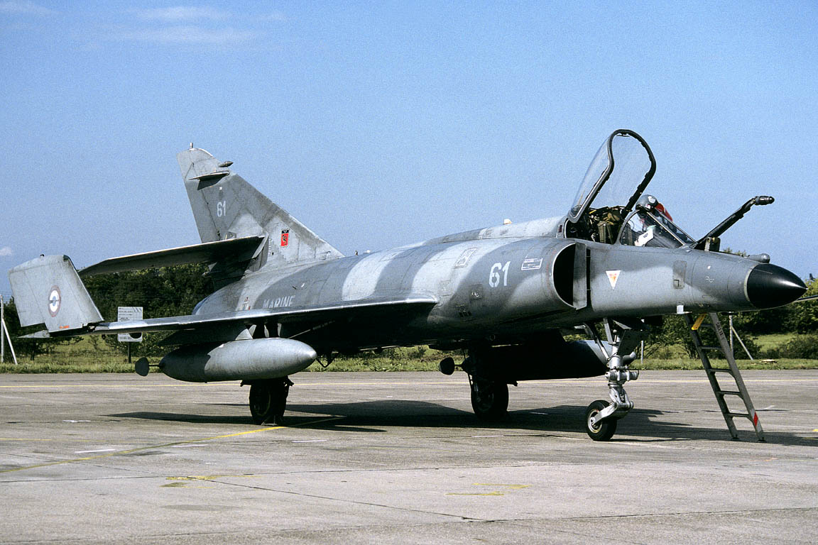 CSL07160 SUPER ETENDARD 61