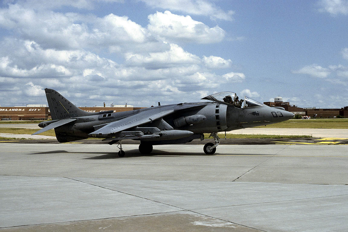 CSL07165 AV-8B HARRIER II 164130/WE03