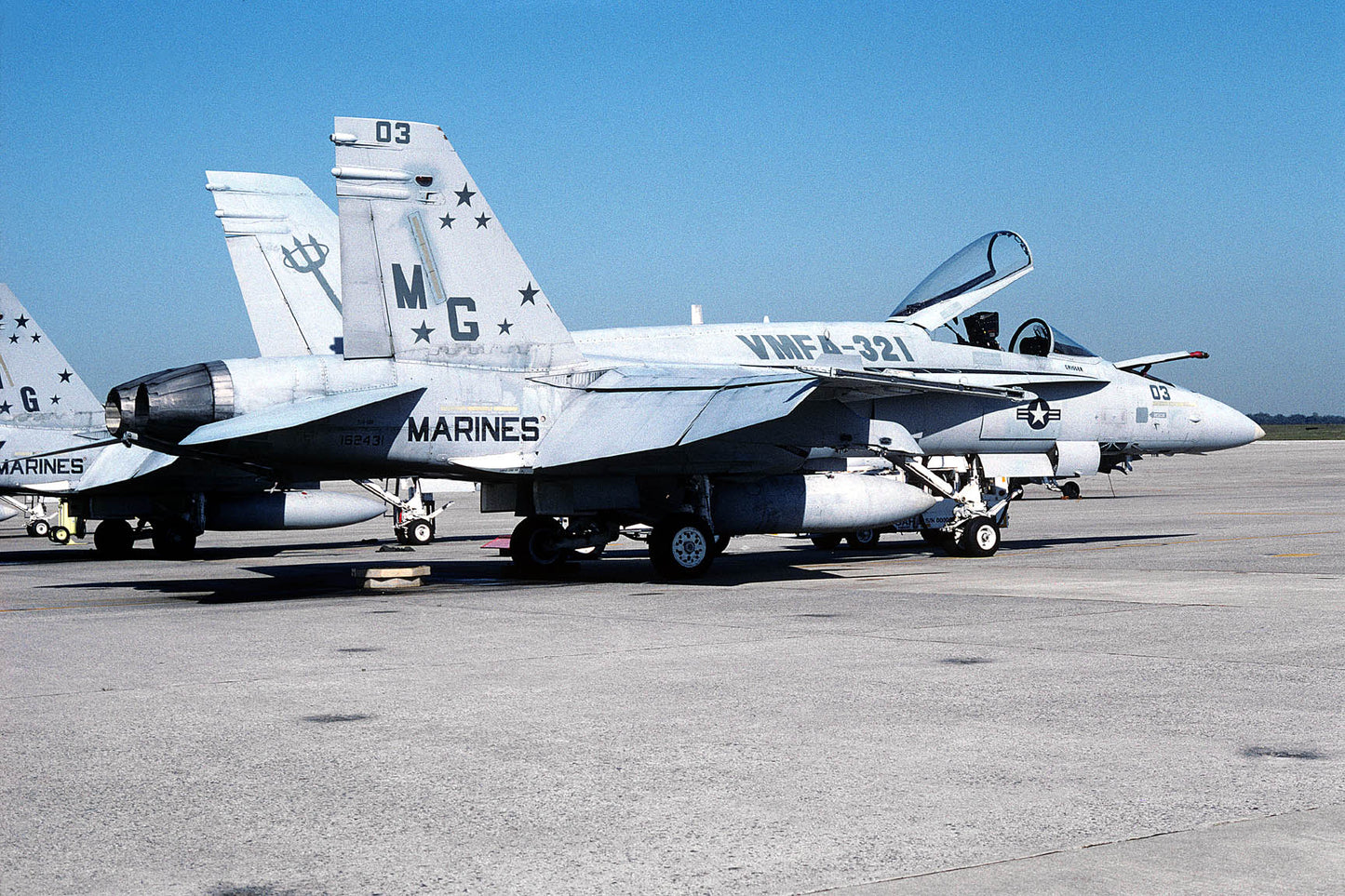 CSL07187 F-18A HORNET 162431/MG03