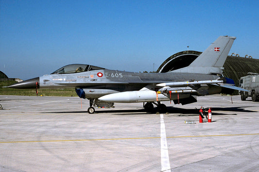 CSL07274 F-16A FIGHTING FALCON E-605