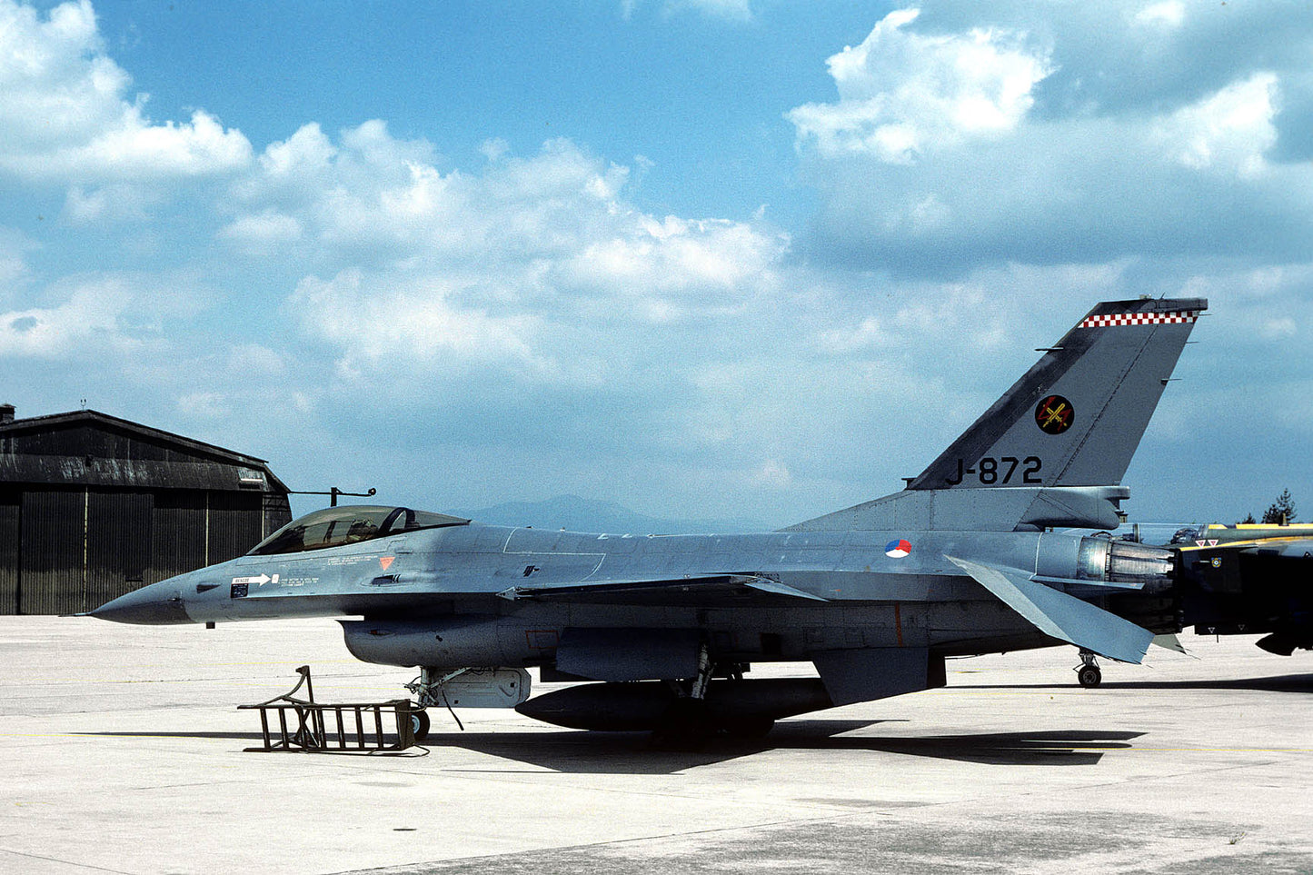 CSL07283 F-16A FIGHTING FALCON J-872