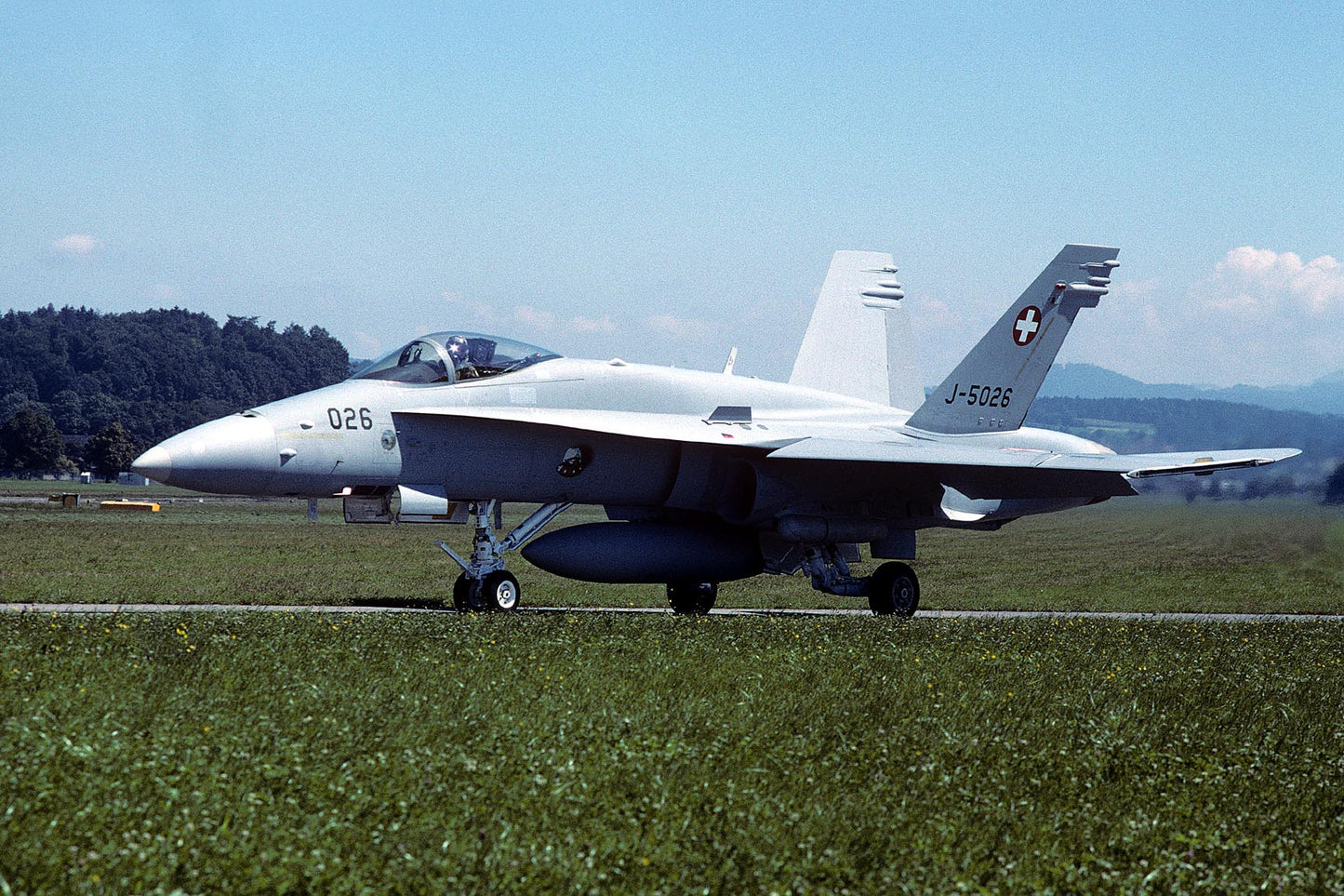 CSL07290 F-18C HORNET J-5026