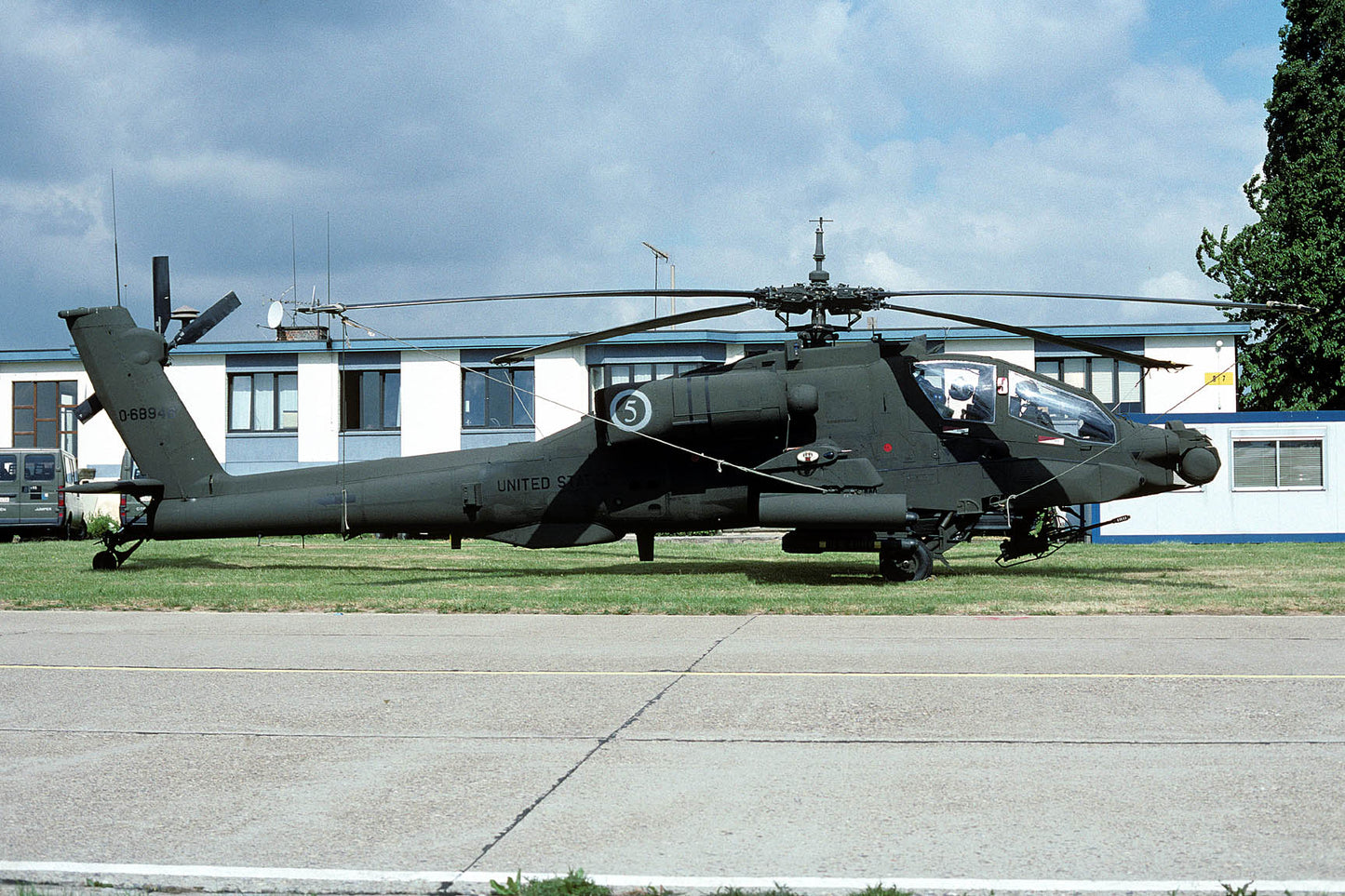 CSL07315 AH-64A APACHE 86-8946