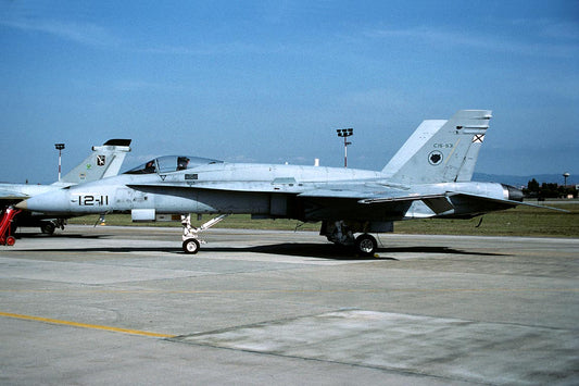 CSL07327 EF-18A HORNET C.15-53/12-11