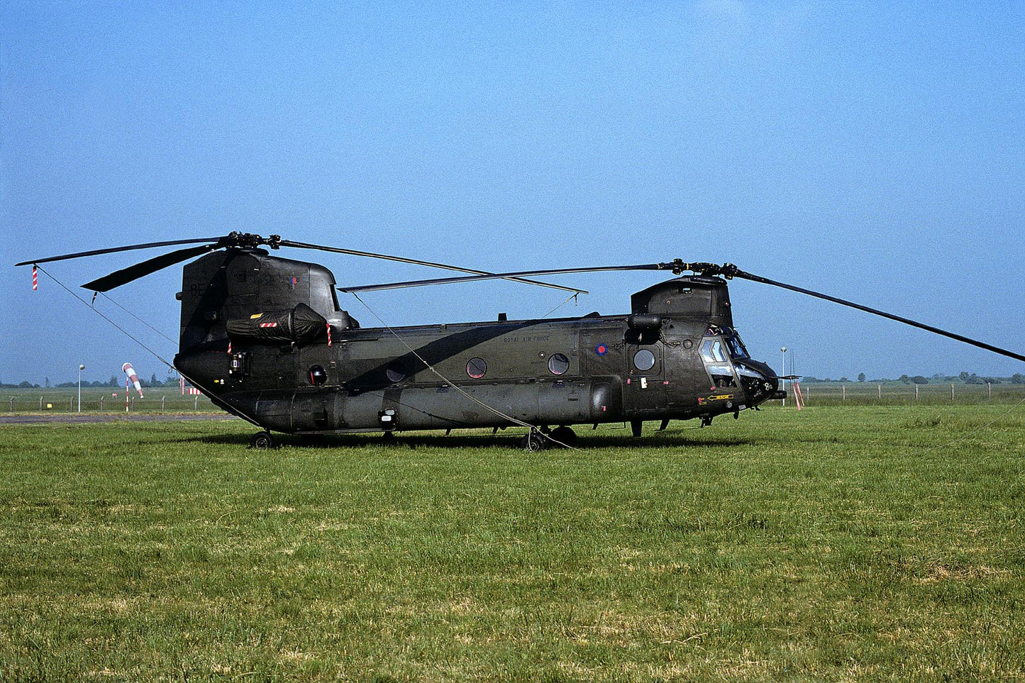 CSL07334 CHINOOK HC4 ZA705/BE