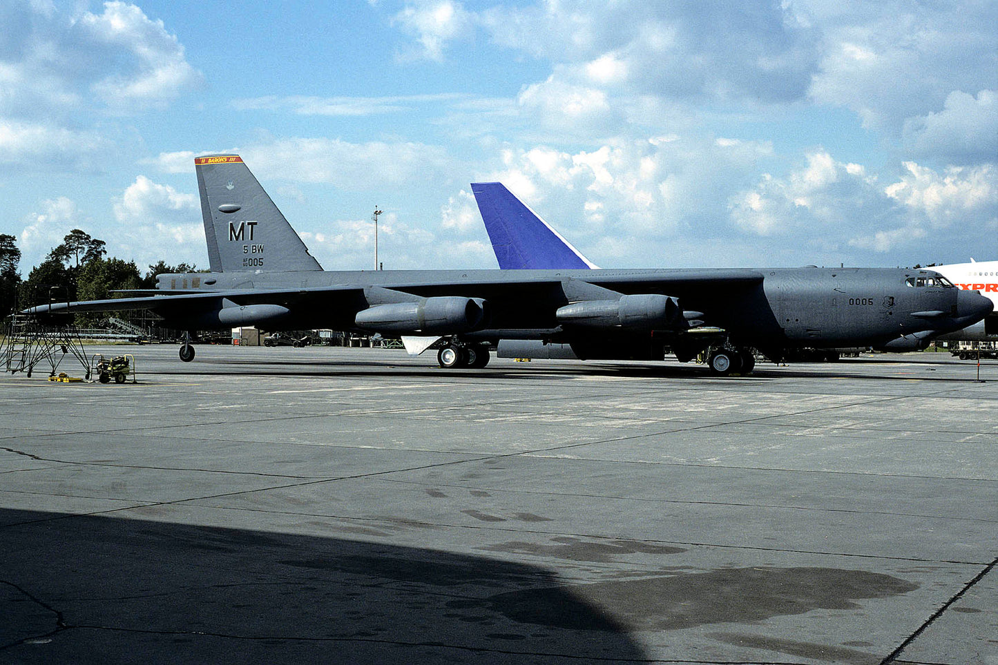 CSL07456 B-52H STRATOFORTRESS 60-0005/MT