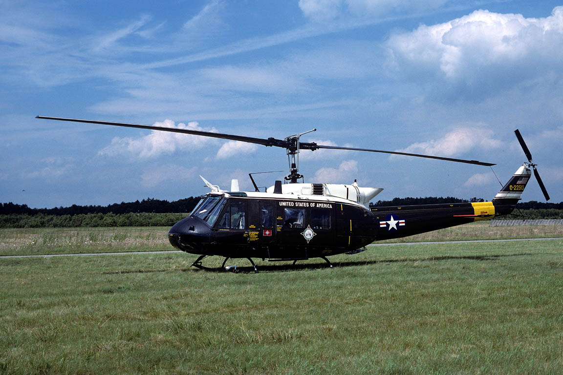 CSL07502 UH-1H 74-22513