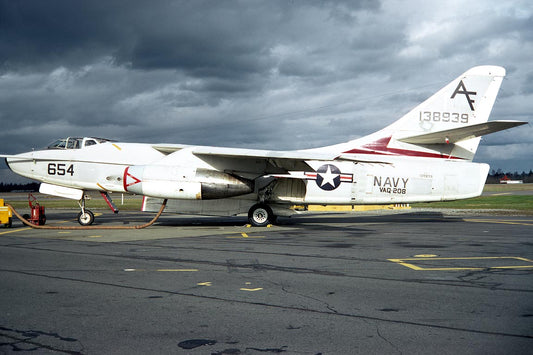 CSL07533 KA-3B SKYWARRIOR 138939/AF654