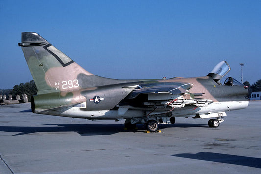 CSL07543 A-7D CORSAIR II 71-0293