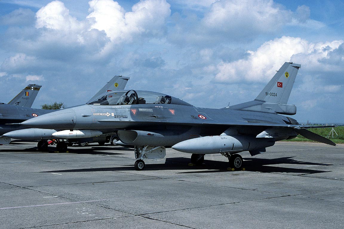 CSL07743 F-16D FIGHTING FALCON 91-0024