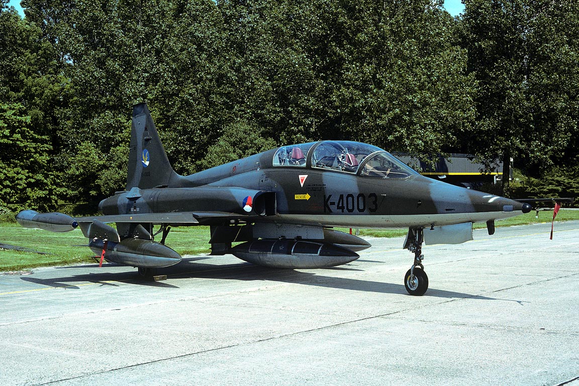 CSL07745 NF-5B FREEDOM FIGHTER K-4003