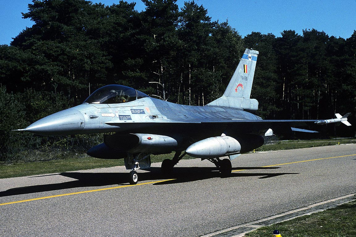 CSL07785 F-16A FIGHTING FALCON FA128