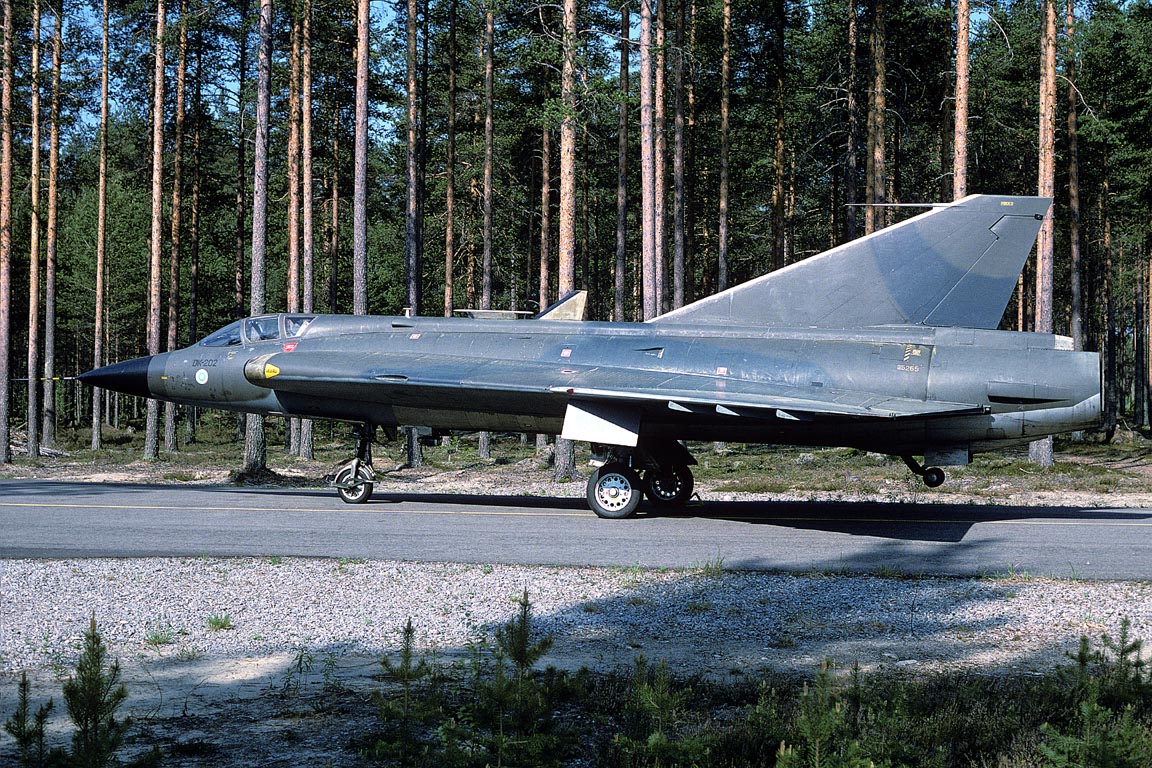 CSL07793 J35BS DRAKEN DK-202