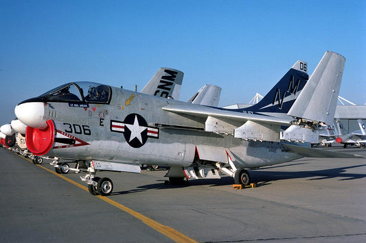 CSL08033 A-7B CORSAIR II 154465/NM306