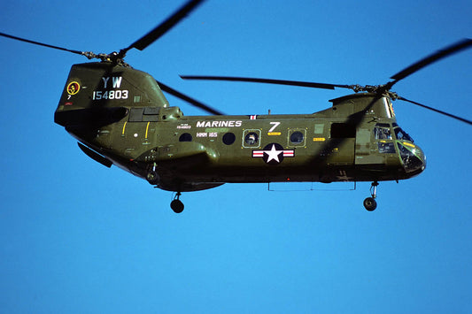 CSL08059 CH-46D SEAKNIGHT 154803/YW7