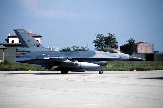 CSL08116 F-16A FIGHTING FALCON J-636