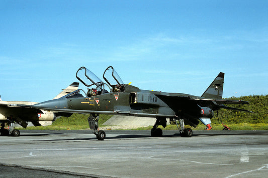 CSL08232 JAGUAR E E5/11-YW