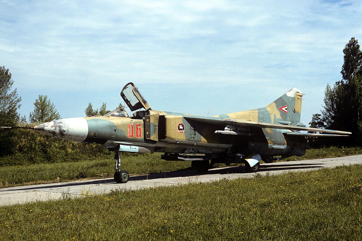 CSL08253 MiG-23MF 06