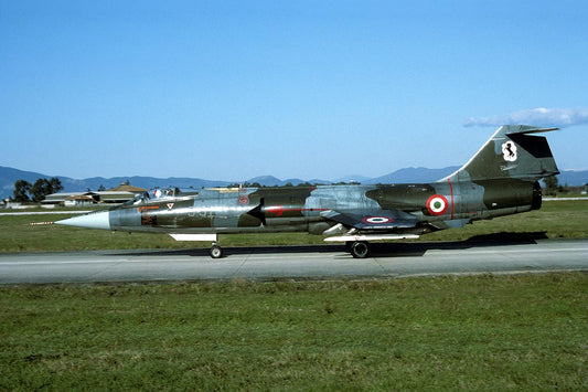 CSL08282 F-104S/ASA STARFIGHTER MM6827/9-31