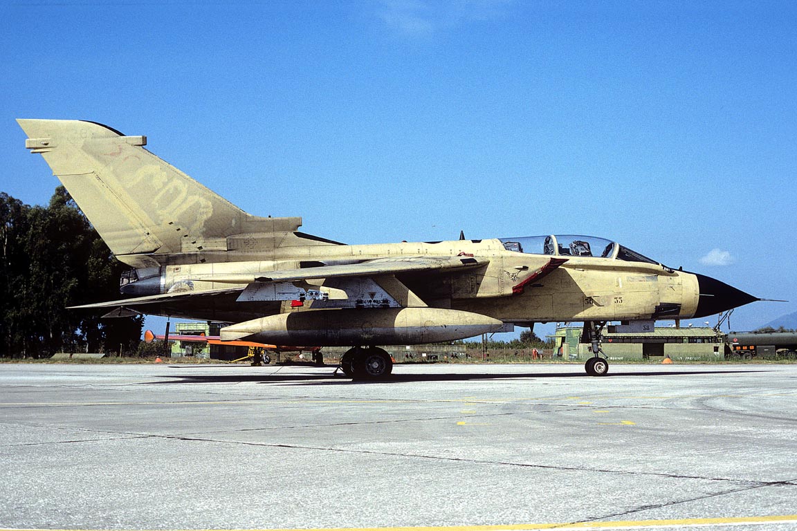 CSL08309 TORNADO IDS MM7038/36-33
