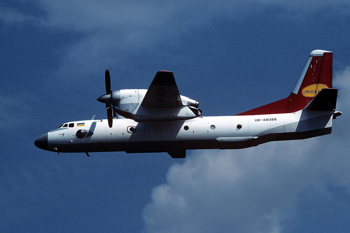 CSL08422 An-32P UR-48086