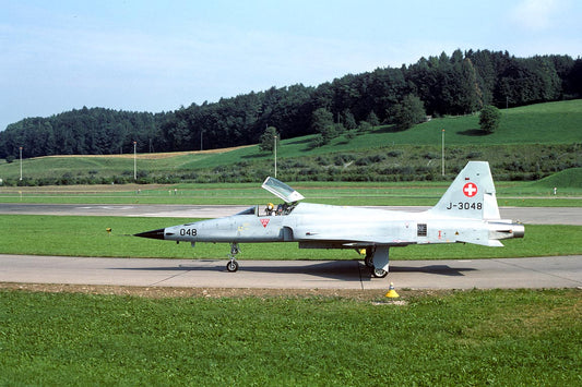 CSL08513 F-5E TIGER J-3048/048