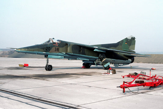 CSL08520 MiG-23BN FLOGGER 20+38