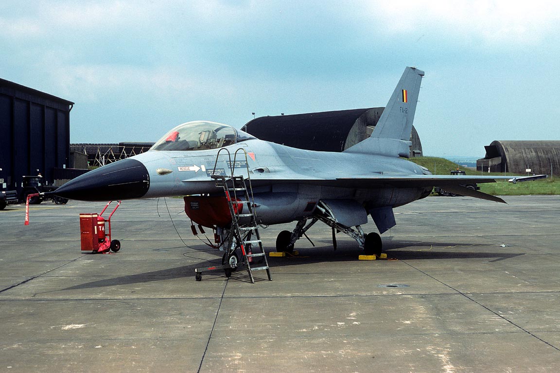 CSL08523 F-16A FIGHTING FALCON FA12