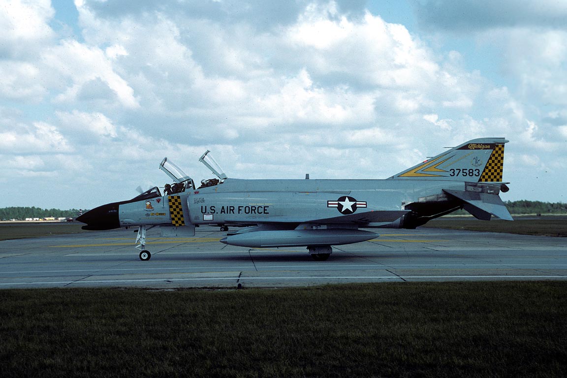 CSL08561 F-4C PHANTOM II 63-7583