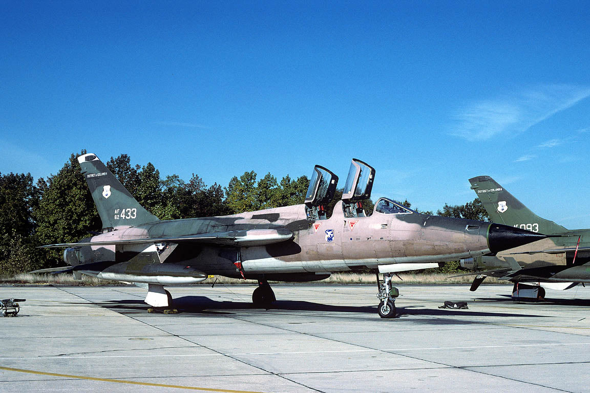 CSL08618 F-105F THUNDERCHIEF 62-4433