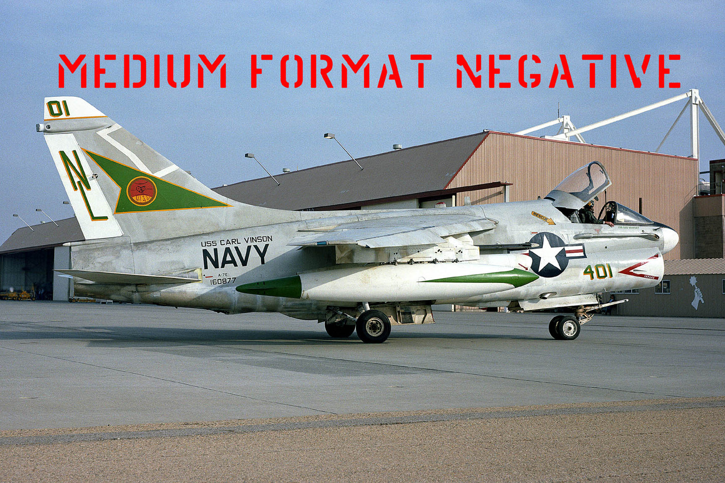 NE000237 A-7E CORSAIR II 160877/NL401