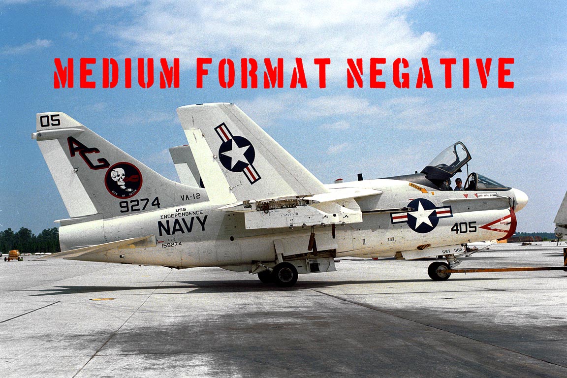 NE000286 A-7E CORSAIR II 159274/AG405