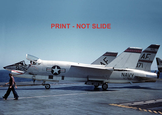 P00025 F8U-1P CRUSADER 146871/AF926