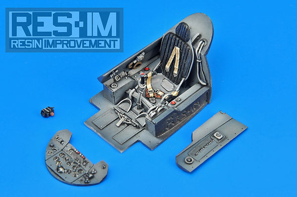 RES-AC48002 YAKOVLEV YAK-23 COCKPIT SET