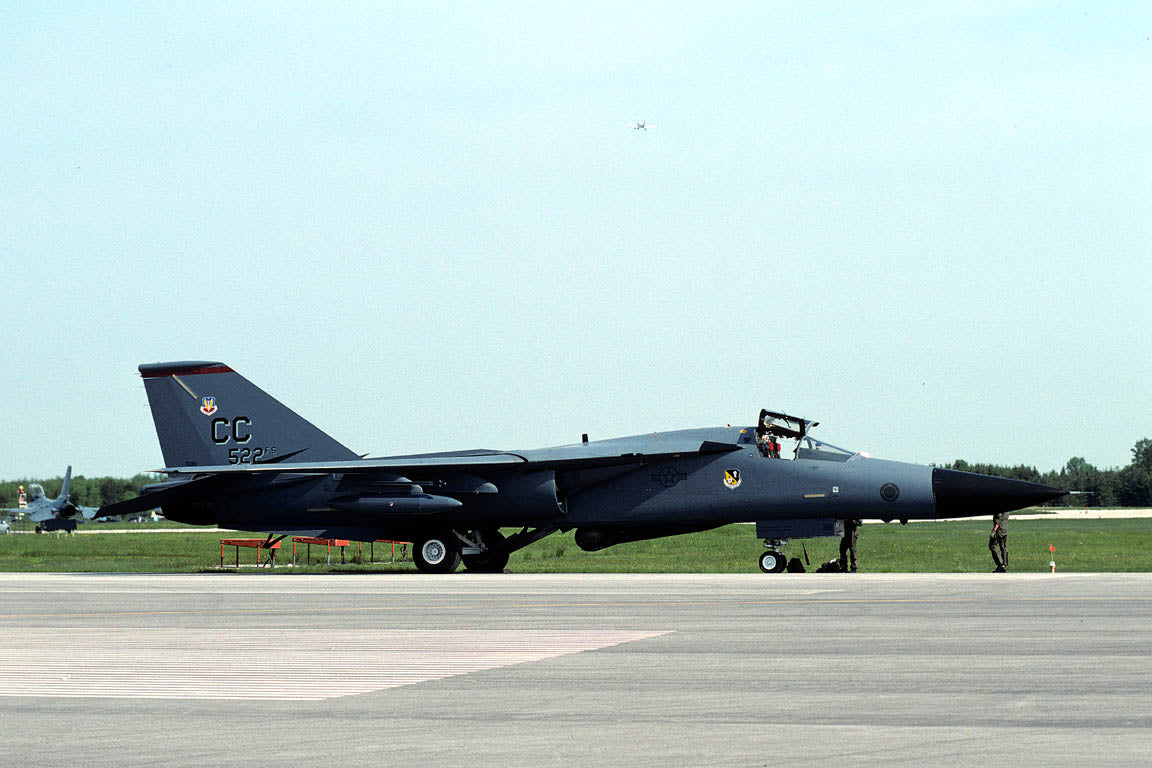 CSL05402 F-111F AARDVARK 70-2369/CC