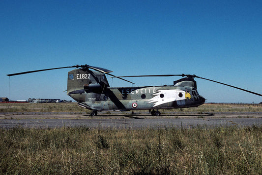 VIG00516 CH-47C CHINOOK MM80844