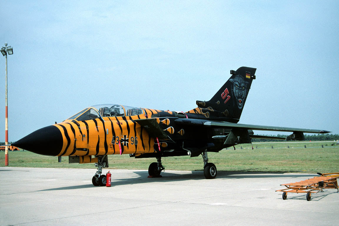 VIG00555 TORNADO IDS 43+96