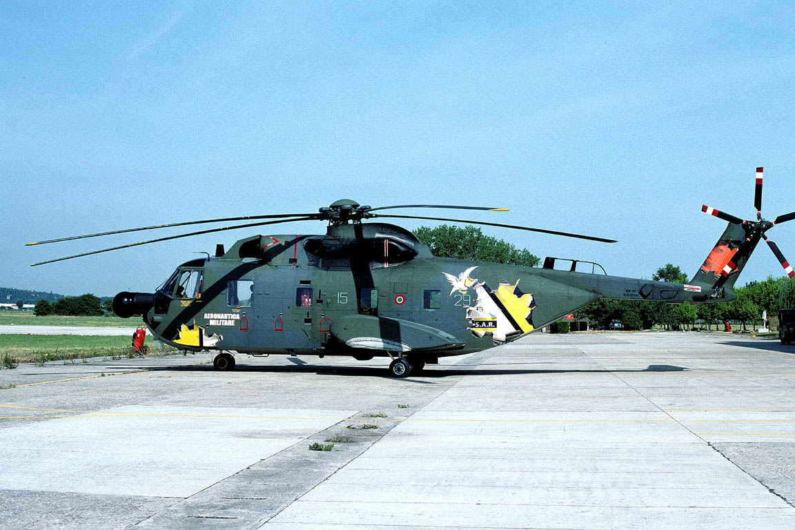 VIG00699 HH-3F PELICAN MM81341