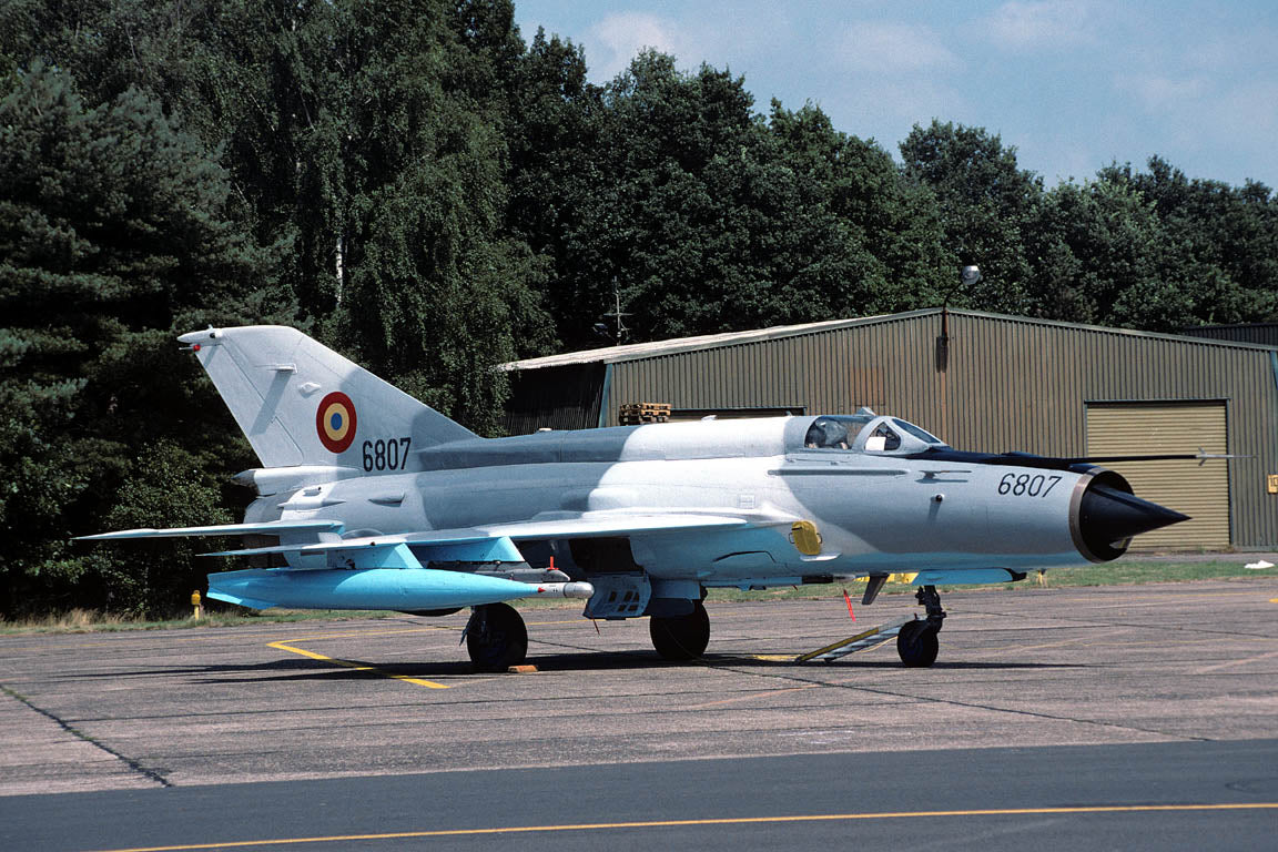 CSL00051 MIG-21MF FISHBED 6807