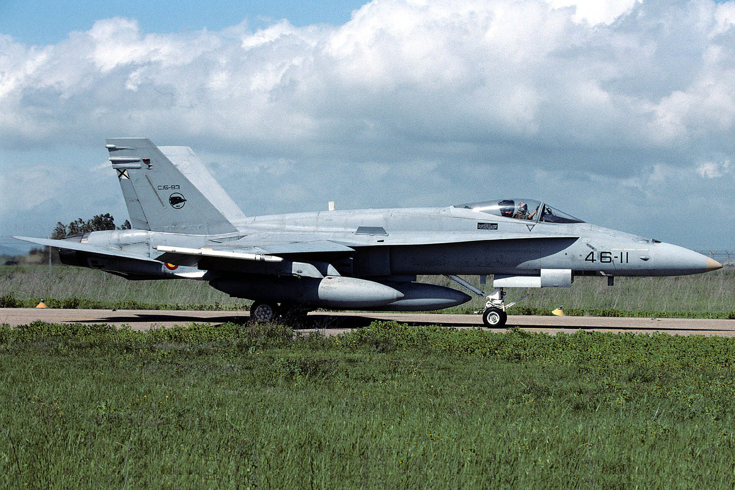 CSL05171 EF-18A HORNET C.15-83/46-11