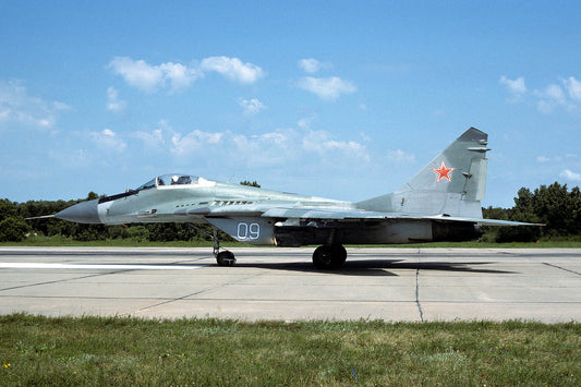 CSL05285 MiG-29A FULCRUM 09 white