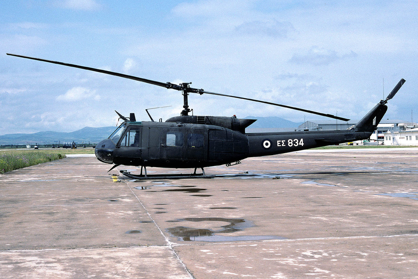 CSL05343 UH-1H HUEY ES834